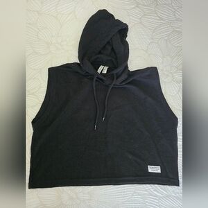 H&M - Athletic Top Medium